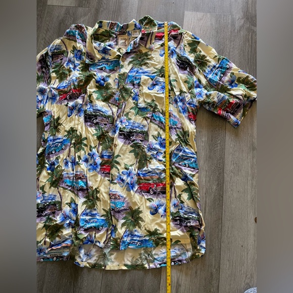 Island Collection Cars & Wagons Button down - Picture 3 of 4